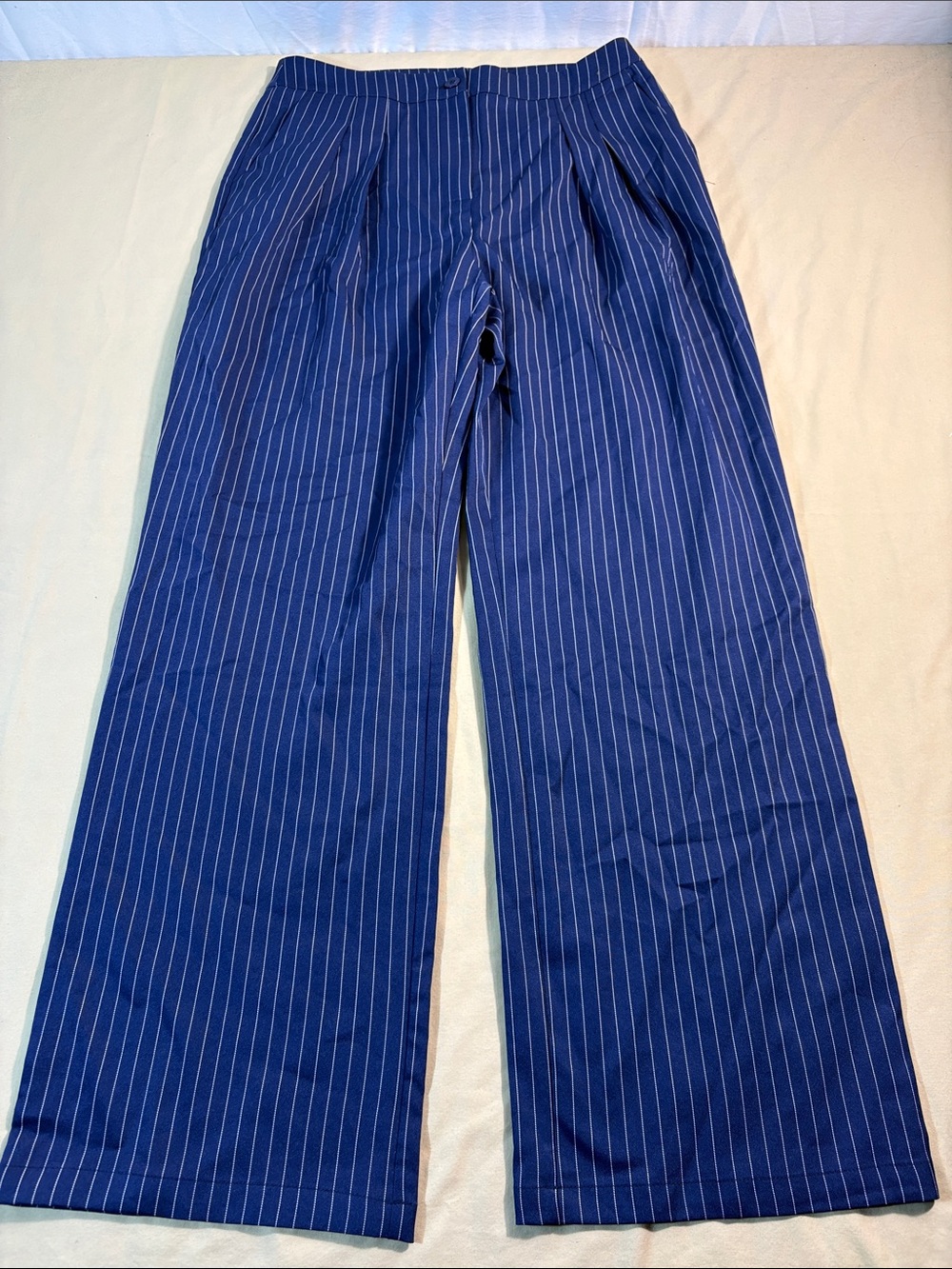 Navy Blue Pinstripe Wide Leg Pants Pleated High Waisted Trousers Size L NWT